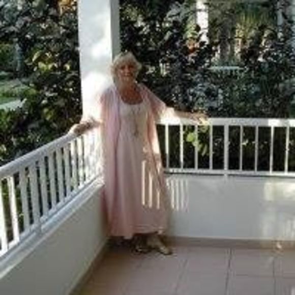 Meet your Posher, Nancy - Picture 1 of 1